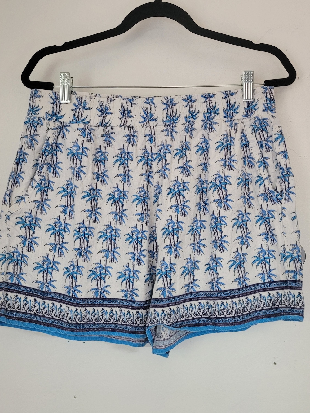 For Cynthia Cotton Palm Shorts